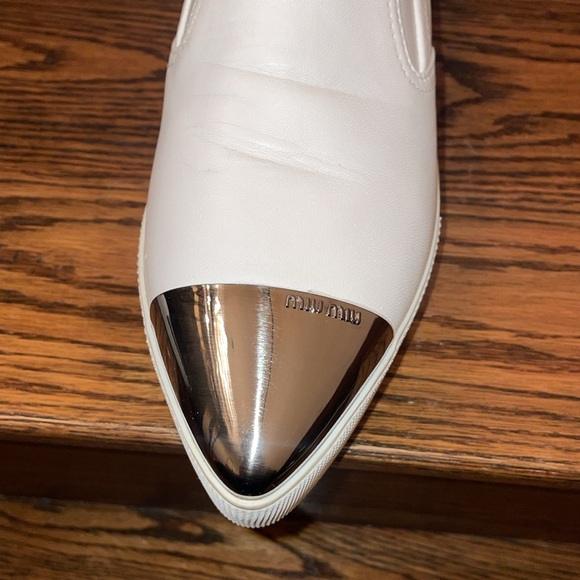Miu Miu Black Leather Metal Cap-Toe Slip-On Sneakers white - Picture 2 of 4